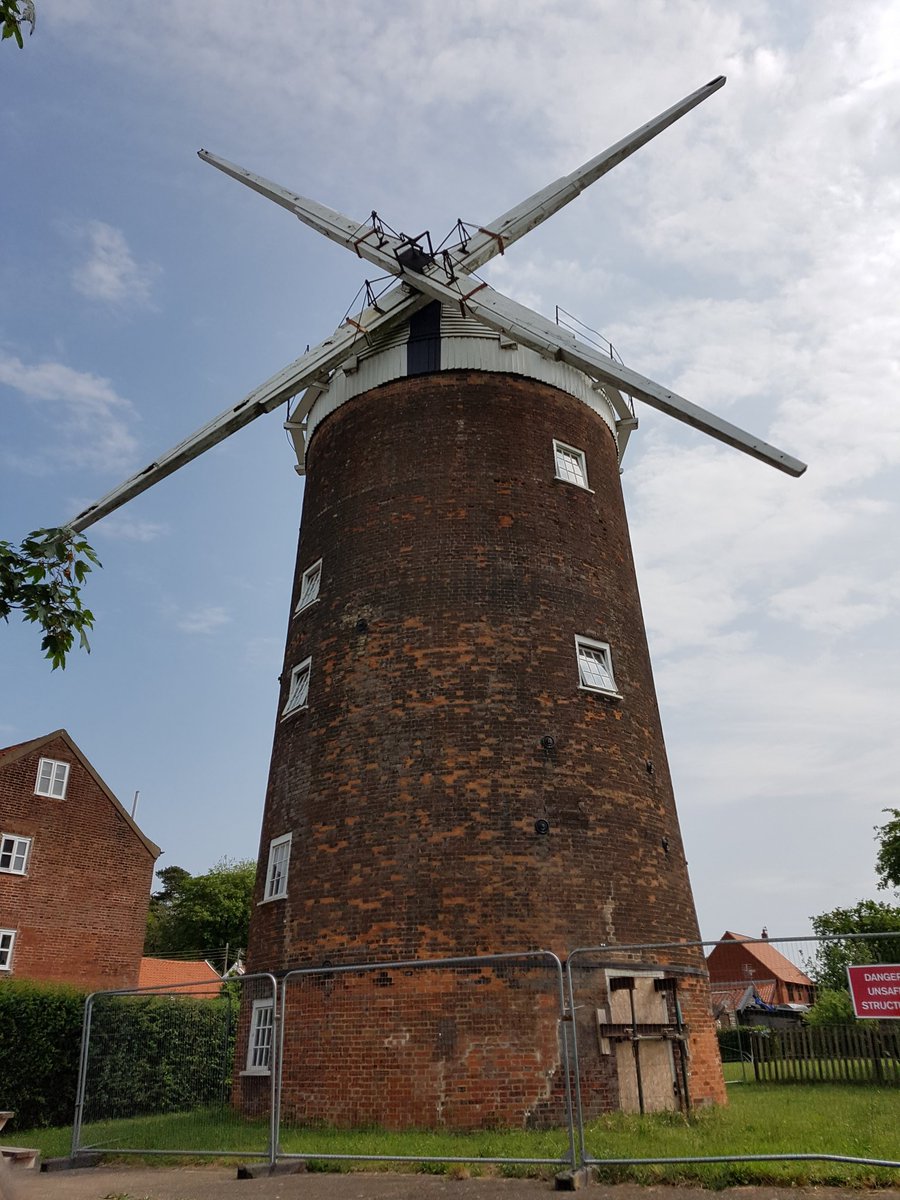 NfkWindmills's tweet photo. Lovely day for a site visit to #OldBuckenhamWindmill. Please support the 10k run this weekend, which is raising funds for the Mill. https://t.co/g8QMzo25H3