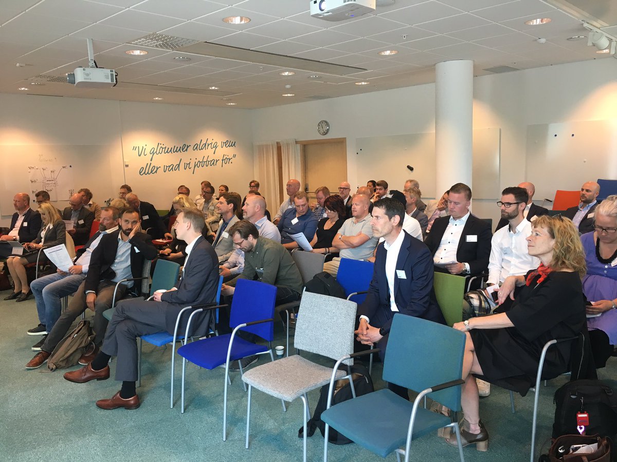 MatthieuLscl's tweet photo. RT @JohannebergSP: RT @celsiuscity: Exciting to listen how the four #swedish #innovationclusters complement each other around #HeatingCooling #research #innovation. #SHCSwed #Collaboration #StrongerTogether https://t.co/uuUxP9OveA