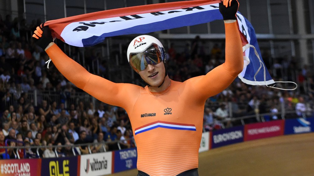 Naast de VLS on Tour toertocht in Apeldoorn organiseert VLS on Tour ook een baanwielerclinic van meervoudig wereldkampioen Jeffrey Hoogland! Schrijf u nu in, want er zijn slechts een beperkt aantal plaatsen! ➡️ vlsontour.nl/inschrijven