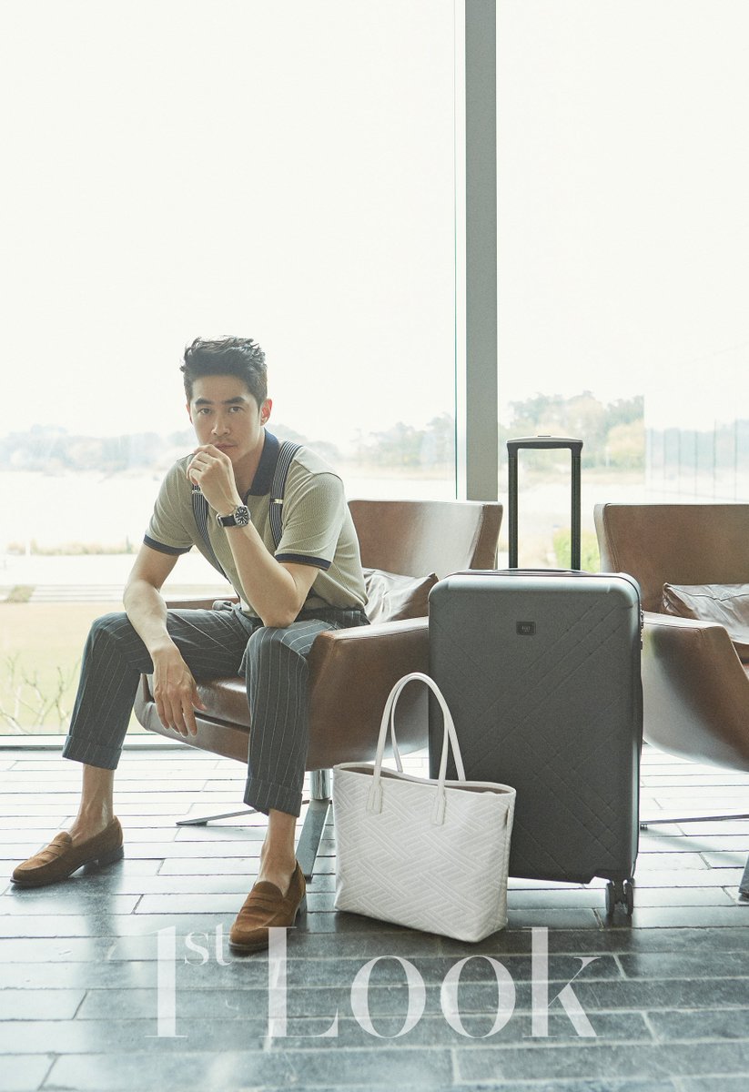 무작정 떠나고 싶은 계절 <#스페인하숙>에서 돌아온 #배정남. 또 다른 길 위에 선 그를 포착했습니다. 누가 뭐래도 자신만의 스타일로 삶을 여행하는...