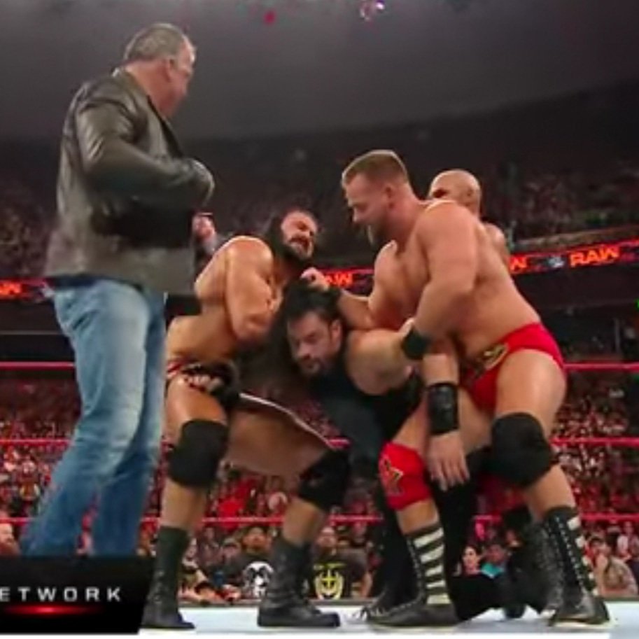 automotor16's tweet photo. Shane is so embarrassed, his movements, that silly imitation of a spear, he should stay behind the stage #ritchboy #bosschild #RomanReigns #TheBigDog #TheGuy #RomanEmpire https://t.co/6QADF8PqI6