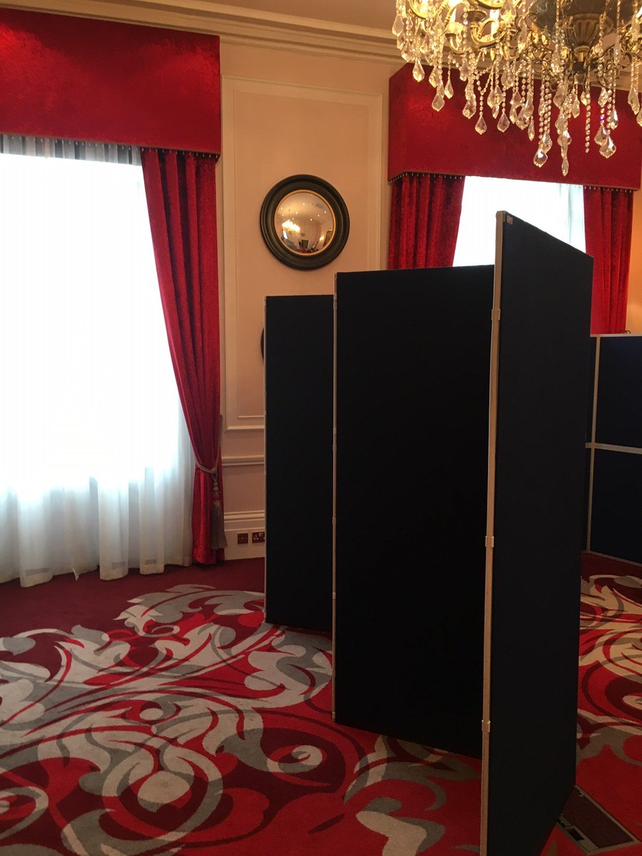 CPresentation's tweet photo. Worked with @ENT_UK recently at the @ambahotel Charing Cross, London, providing Poster boards for their AOT Association of Otolaryngologists in Training Event.  If we can help with your medical event or conference, please get in touch! https://t.co/Ywp26WKeHW