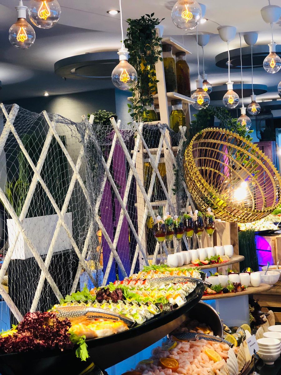 movenpickwbdoha's tweet photo. Celebrate Eid Al-Fitr at #ForKnifeDoha on the 1st &amp; 2nd day of Eid. Enjoy lavish brunch buffet, featuring delicious international dishes &amp; an irresistible selection of desserts! Eid Brunch from 12.30 to 4.00 pm at QAR 190. Vouchers are accepted. Book at 44964444 #movenpickwestbay https://t.co/GdHn7cJUde