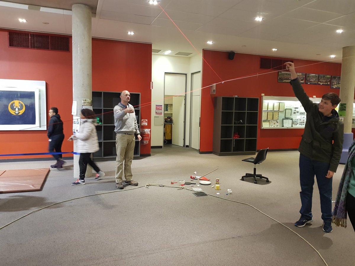 Parent night getting interactive here <a href="/asms_edu/">ASMS</a> Experiencing what it's like to collaboratively problem solve &amp; to take risks! <a href="/SimonIlly/">Simon Illingworth</a> <a href="/scibabe/">katrina elliott</a>