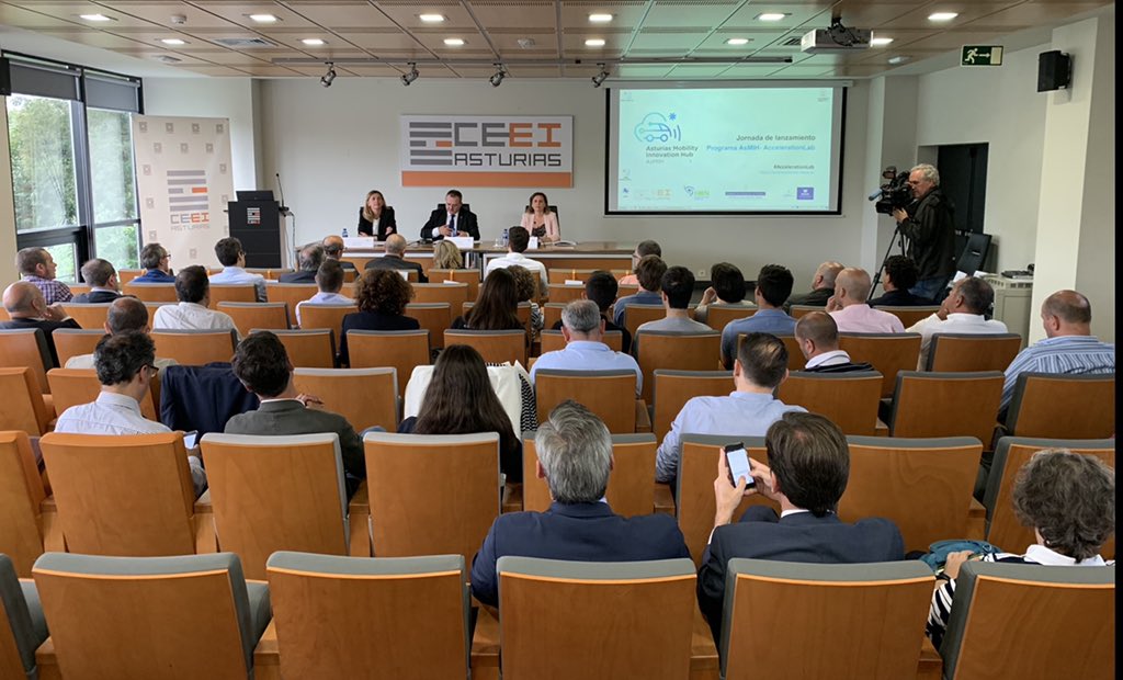 ceeiasturias's tweet image. Arranca en #CEEIAsturias la presentación del Programa AsMIH - Acceleration LAB #AccelerationLab.

🚙♻📲 #MovilidadSostenible #MovilidadEléctrica

ℹ👉 ceei.es/agendaficha.as…