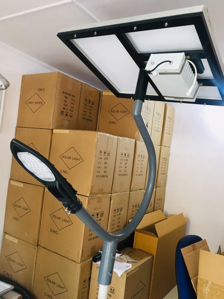 India customer feedback---solar street light 150-160lm/w high lumen(new market)