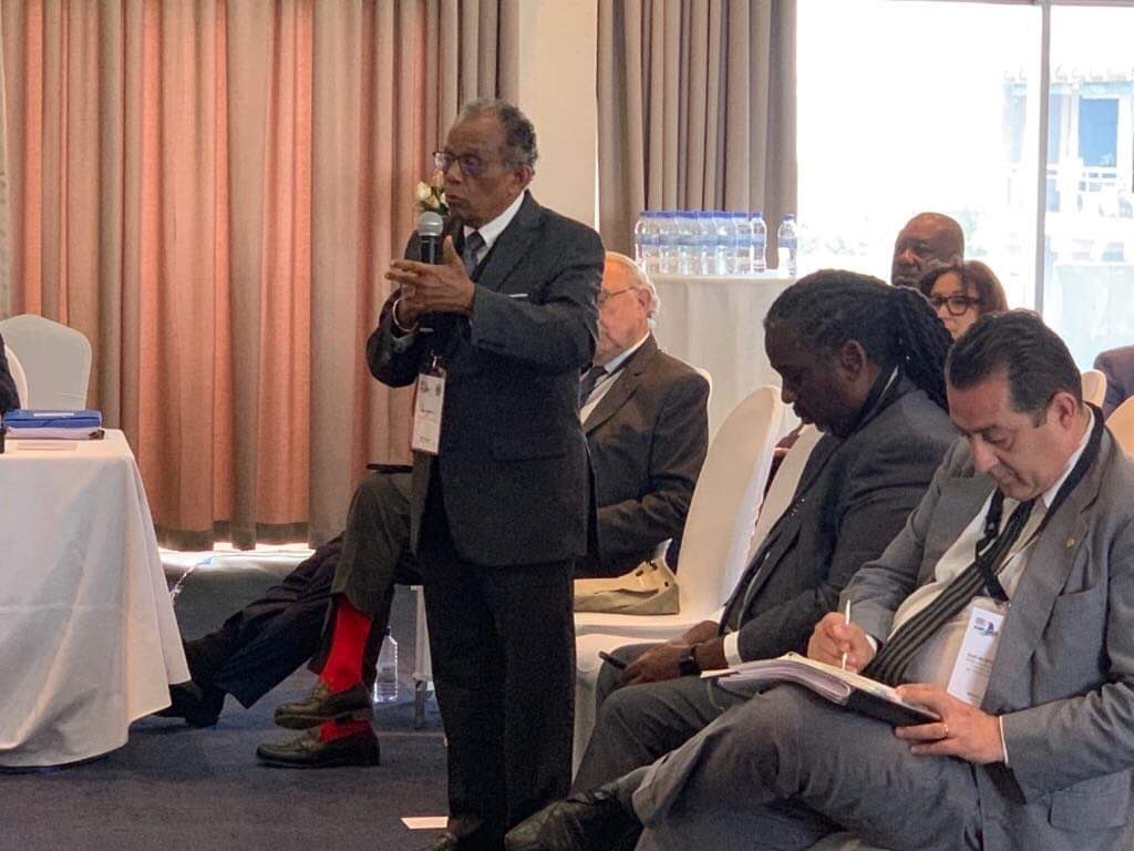 gilbertannette's tweet photo. Je participe actuellement au Congrès de l’Association Internationale des Maires Francophones à Kigali, Rwanda. Occasion de présenter notre Projet Éducatif global. Échanges d’une grande richesse et moments solennels @Anne_Hidalgo @AudreyPulvar https://t.co/KKB9AWd1oZ