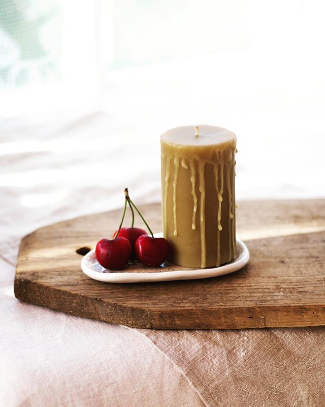 Another sunny summer morning ☀️
•
•
•
•
•
•
#candles #candlemaking #instacandle #beeswaxcandles #rustichomedecor #organiclighting #countryliving #homesteadlife #handmadeisthebest #seekinspirecreate #etsy #etsysuccess #etsylithuania #etsyshop bit.ly/2Z4tMGH