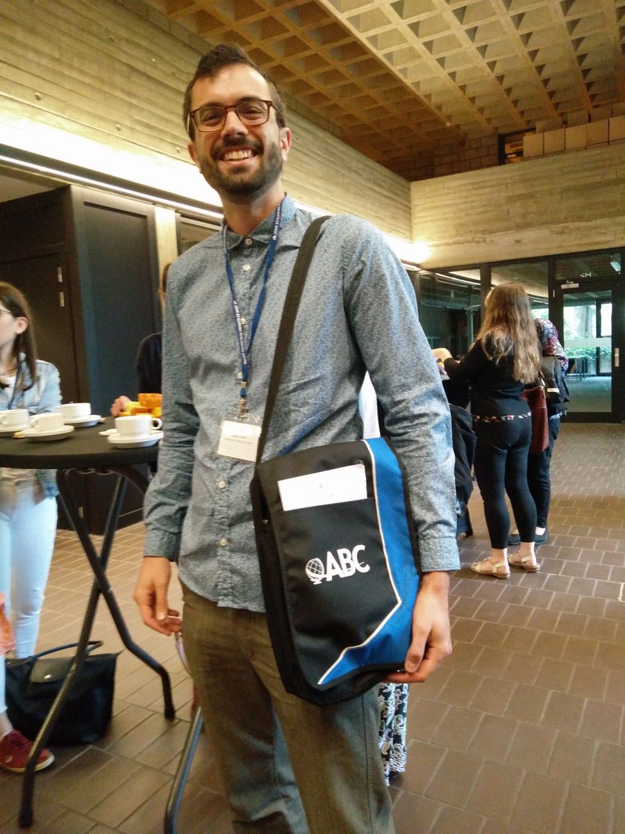 Want to be as happy as this #dicoen10 participant? Free bags from <a href="/johnbenjamins/">John Benjamin Smith</a> available at the desk (while stocks last)!