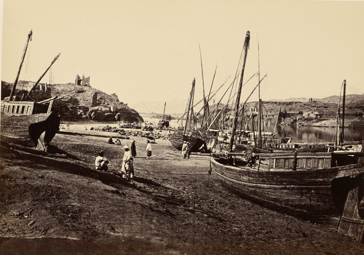 النوع التاني هو نوع من مراكب النزهه الخفيفة والسريعة جداً واللي كانت موجوده في النصف الأول من القرن 19، وابتدت تختفي بعد كده، وهي مركب معروفة باسم "القنجة" Canja ودي اللي ظهرت في أول صور إتاخدت للنيل في مصر...  #MASRZAMAN