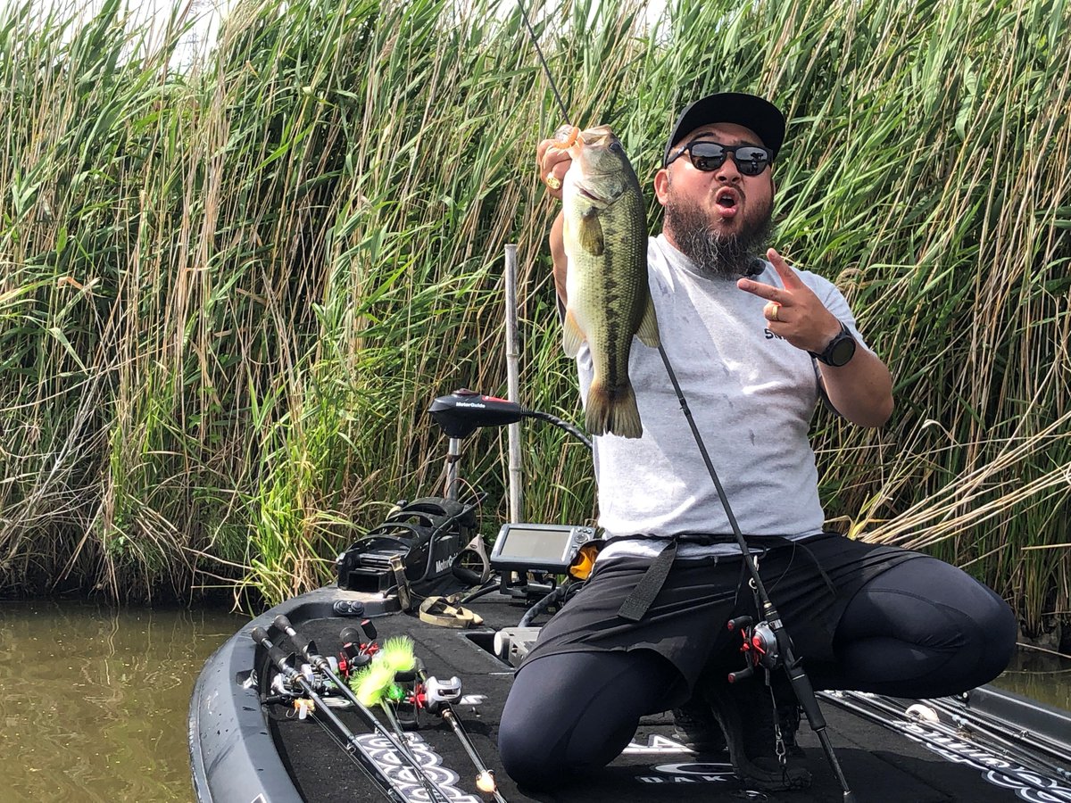 釣りビジョン No Twitter 霞ヶ浦 の ハイパーヘビー級モンスター こと バスフィッシング 界の ブラック スター 吉田遊 の 新番組 Blackbasstar スタート ボート有り オカッパリ有り 楽しい楽しいバス釣りの世界へ ようこそ 6月29日土22時 放送開始