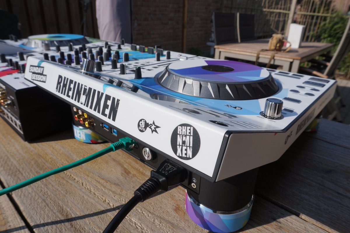 denon_dj's tweet image. These custom PRIME Series skins for Rheinmixen by DJ Skins (Germany) are pretty awesome!!! #sc5000 #x1800