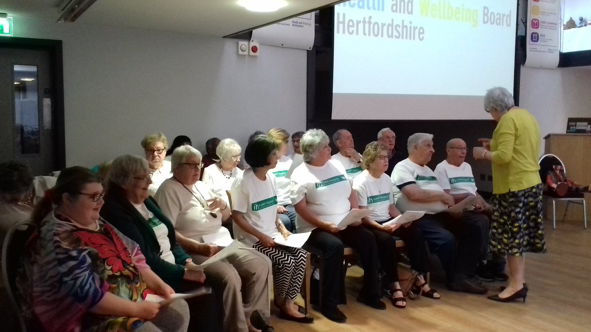 <a href="/ISABELHOSPICE/">Isabel Hospice</a> feel good singing entertaining crowds today <a href="/hatfieldhouse/">Hatfield House</a> <a href="/EastHerts/">East Herts Council</a> @ENHertsCCG <a href="/hospiceuk/">Hospice UK</a>