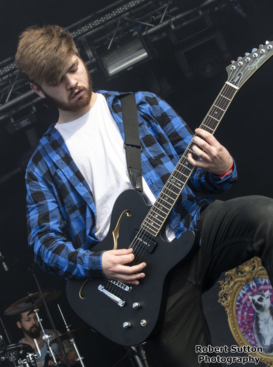 50% off the DDSE via endorsement! Apply now: kingdomguitars.com/endorsement/ #KingdomGuitars #Kingdom #Endorsement #GuitarEndorsement #ElectricGuitar #Guitarist #MetalBand #Guitar #TagAFriend #Metal #PostMetal