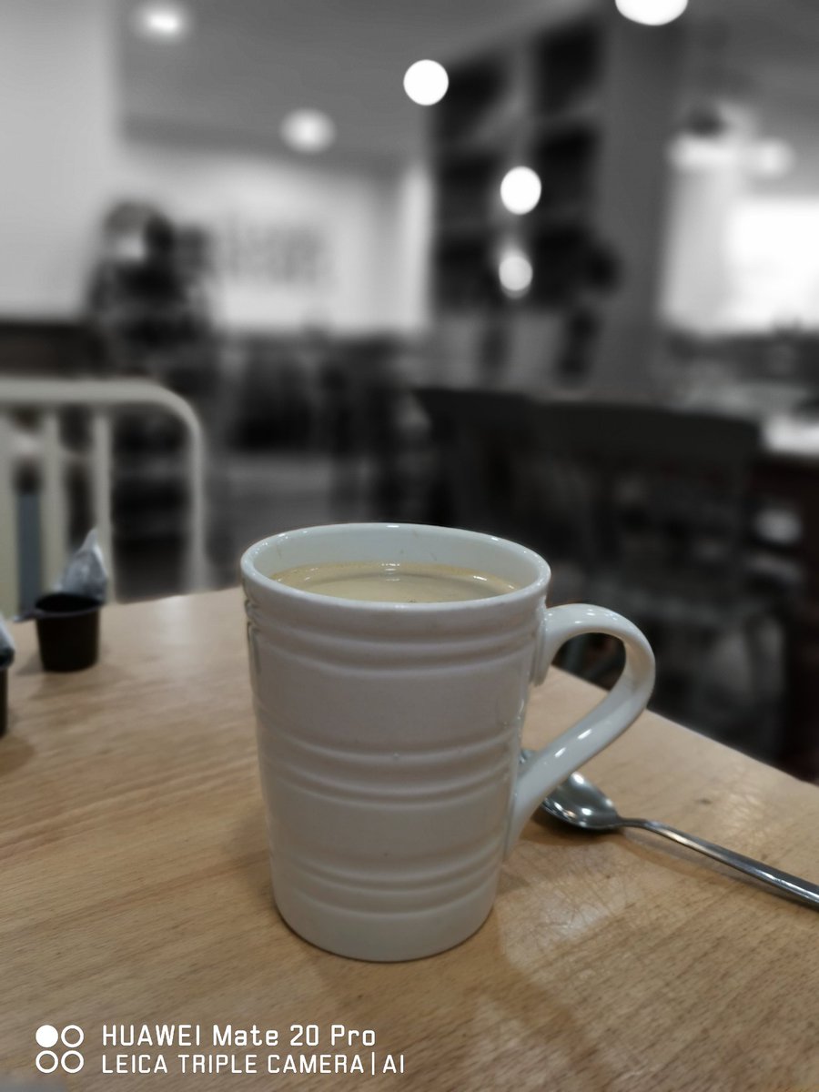 justin_kadafi's tweet photo. #coffaddict #coffee #time #coffeelover #coffeelife #coffeecubes #coffeeholic #coffeetable #CoffeeLover #coffeeFlow https://t.co/k75ZBTy9JH