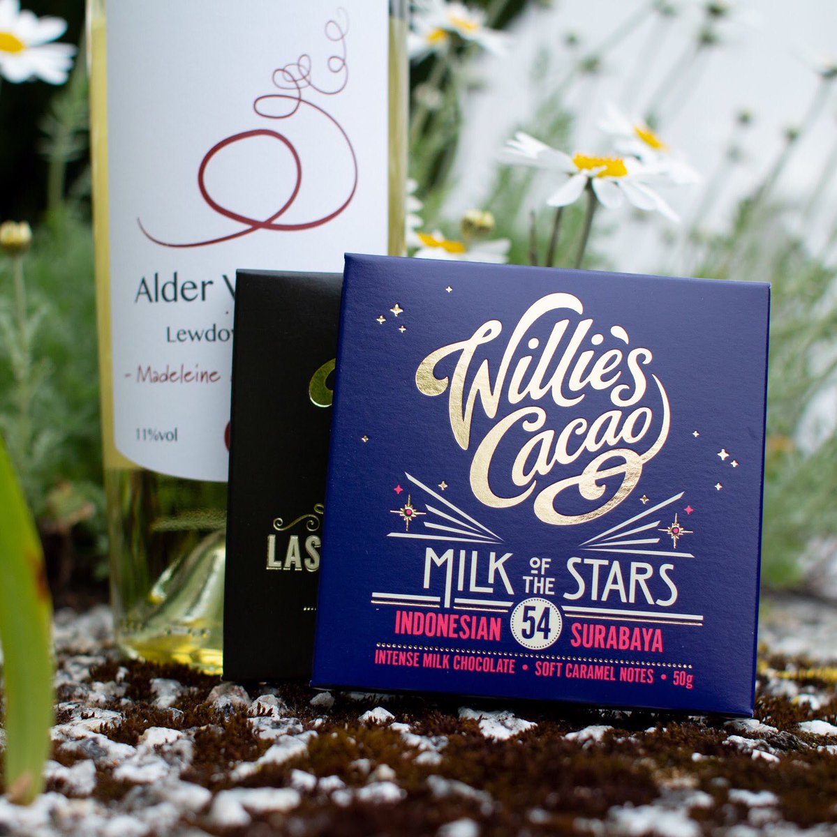 Happy #DevonDay! We love discovering and celebrating the incredible products being produced in #Devon. To share just a few we have #wine 😉, #vodka, #gin, #beer, #cider, #jam, #rapeseedoil, #chocolate, #charcoal and #naturalcosmetics! 

aldervineyard.uk/visit-us/