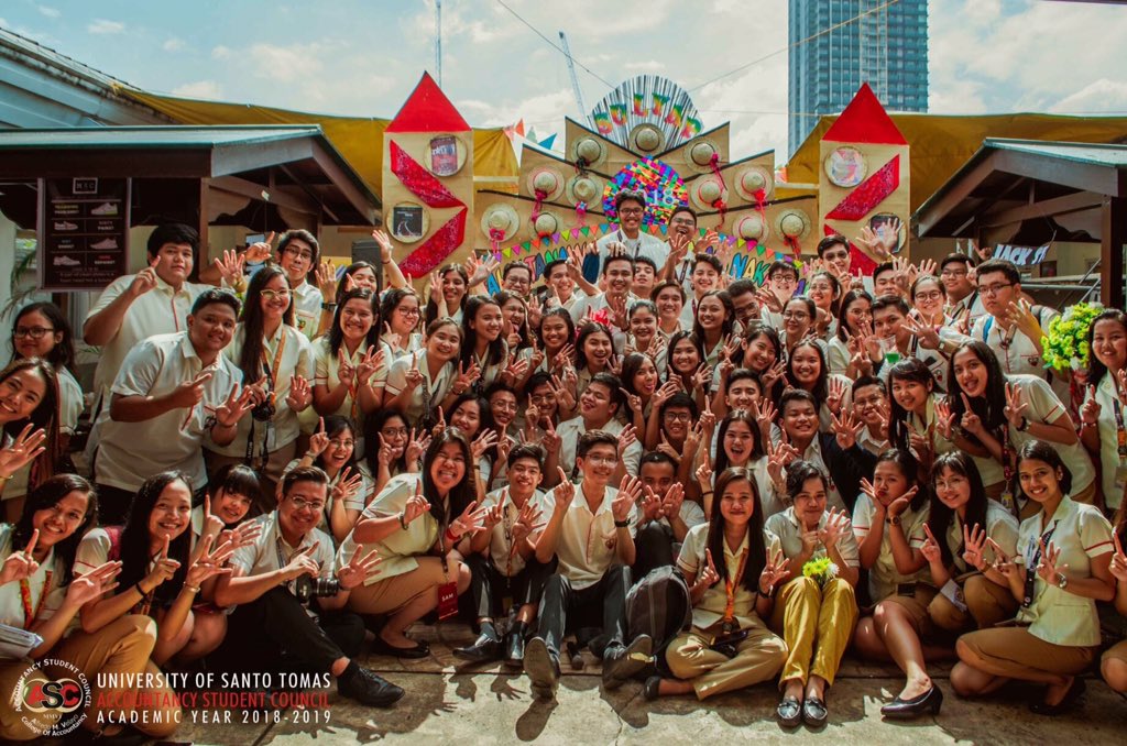 markmanalang12's tweet photo. #ONETillTheEND
Thank you for the opportunity and thank you for the memories we shared together.
Being part of the ASC 1819 family is a true blessing.
Mark Manalang
EXECUTIVE COORDINATOR TO THE VICE PRESIDENT - Accountancy Student Council
A.Y.2018-2019
Signing off.
#ONEfourAMV https://t.co/RVcZeCTErC