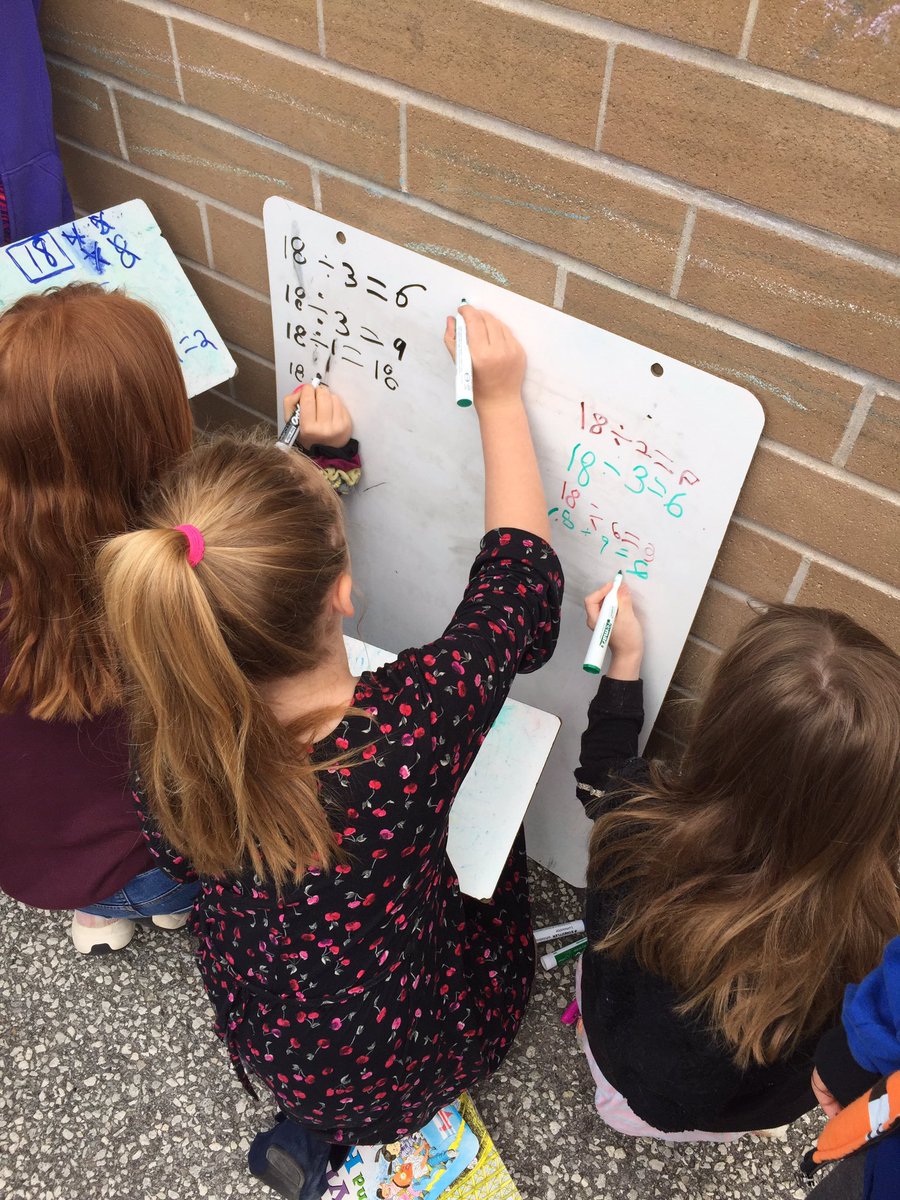 LearnWithMrsH's tweet photo. What an amazing morning doing our Math on the Land with an Indigenous Perspective. Thank you to the wonderful parents who came to learn and help out! @LakesidePS https://t.co/D8lkGoqPh8