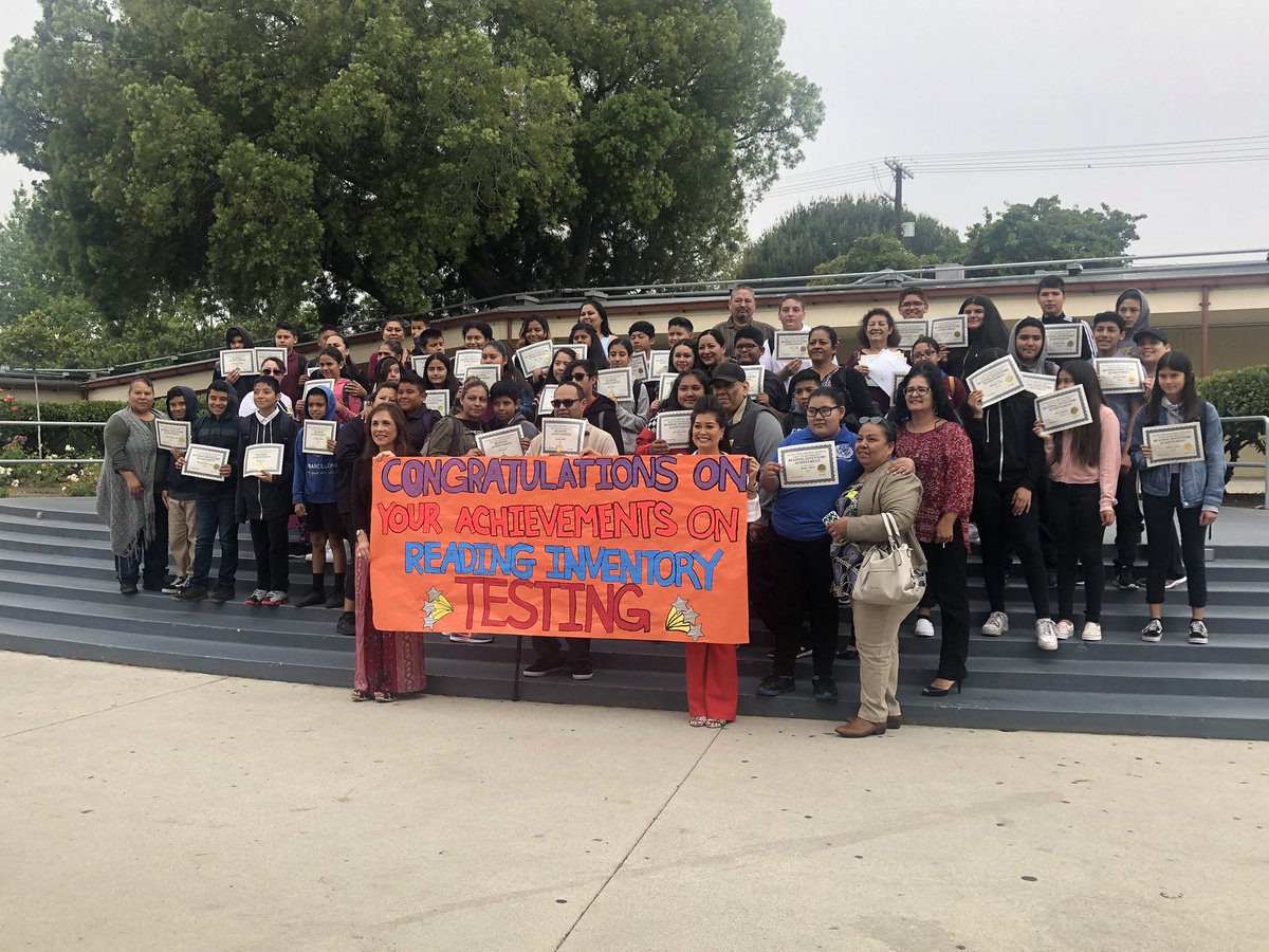 VinedaleHawks's tweet photo. Congratulations to #OVMS EL Students on their achievement on the RI! #proudstudents #proudparents #recognizegrowth @LDNESchools @MaldonadoLAUSD @Kelly4LASchools @LASchools https://t.co/oSHpgC1cL8