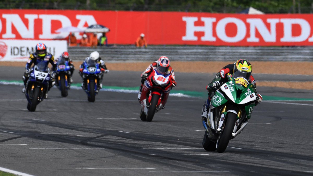 Swinxy's tweet photo. Protagonistas #NoTodoMotoGP de este finde
@ToniElias24
@joshherrin
@cameronbeaubier
@garrettgerloff
@BobbyFong50
@Hayden69Gillim
@SDK400
@carlostatay99
@azlan25shah
@ZaqhwanZaidi
@KennyForay
#AxelMaurin
https://t.co/Rx5qZwknnS https://t.co/KrrpdnVQ9E