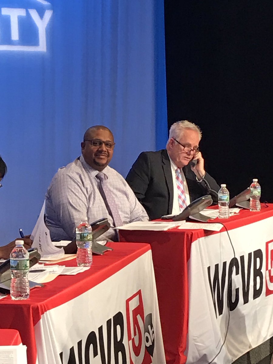 CWF_Boston's tweet image. Jose and Eddie, two of the Roxbury Center for Financial Empowerment coaches, are @WCVB taking your questions on personal finance, budgeting, credit building-call us now (781) 433-4009 @UnitedWayMABay @LISC_BOSTON @CityOfBoston #ProjectCommUNITY #WCVB #BostonBuildsCredit