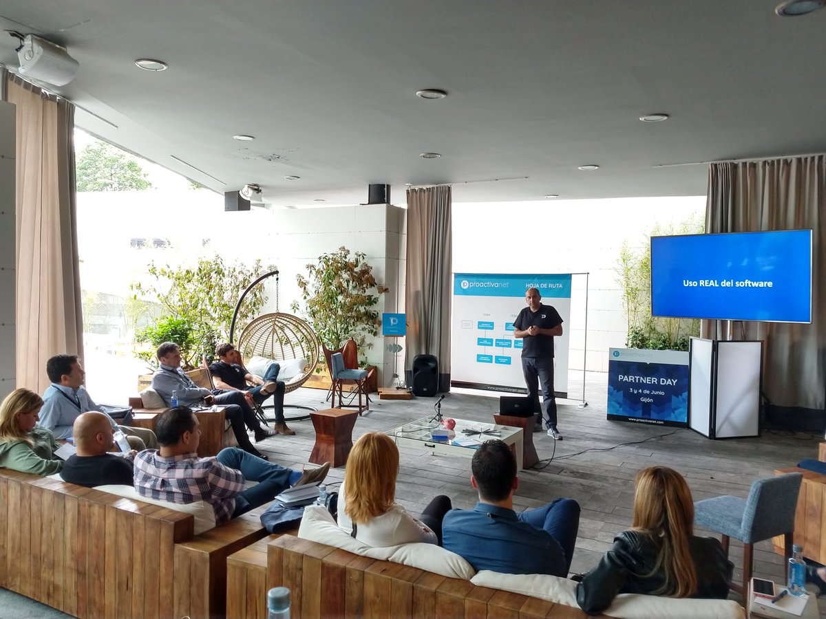 ITfluence_es's tweet image. #ITfluence presente en el #Proactivanet #PartnerDay en Gijón, con la presencia de @Gartner_inc y todo el equipo de @Proactivanet
#Proactivanet10 #ITIL #ITSM
