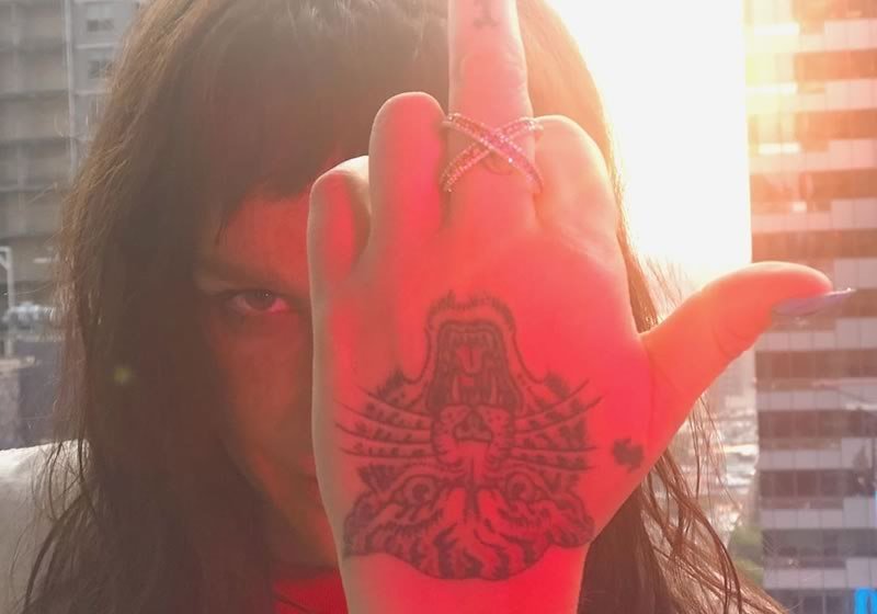 Kesha Goes After The Patriarchy With New Track ‘Rich, White, Straight Men’ homorazzi.com/article/kesha-…