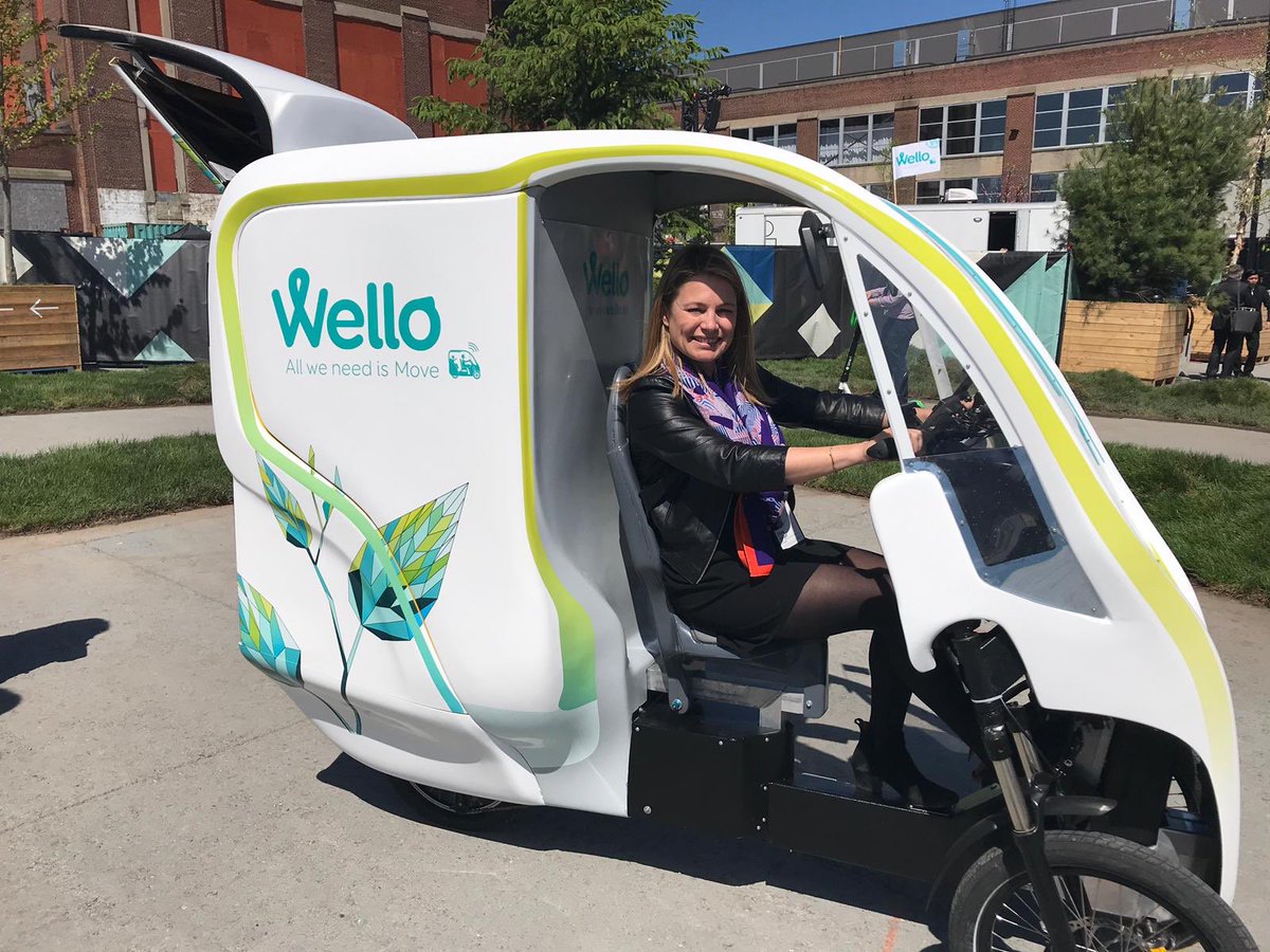 BNPParibasCIB's tweet photo. Ready to explore the future of transportation? 🛵➡🌿

Here at #MovinOnConnect , we have the opportunity to experience first-hand the next generation of #sustainablemobility , from Autonomous Vehicles to #MicroTransportation https://t.co/ksyO57pRYb