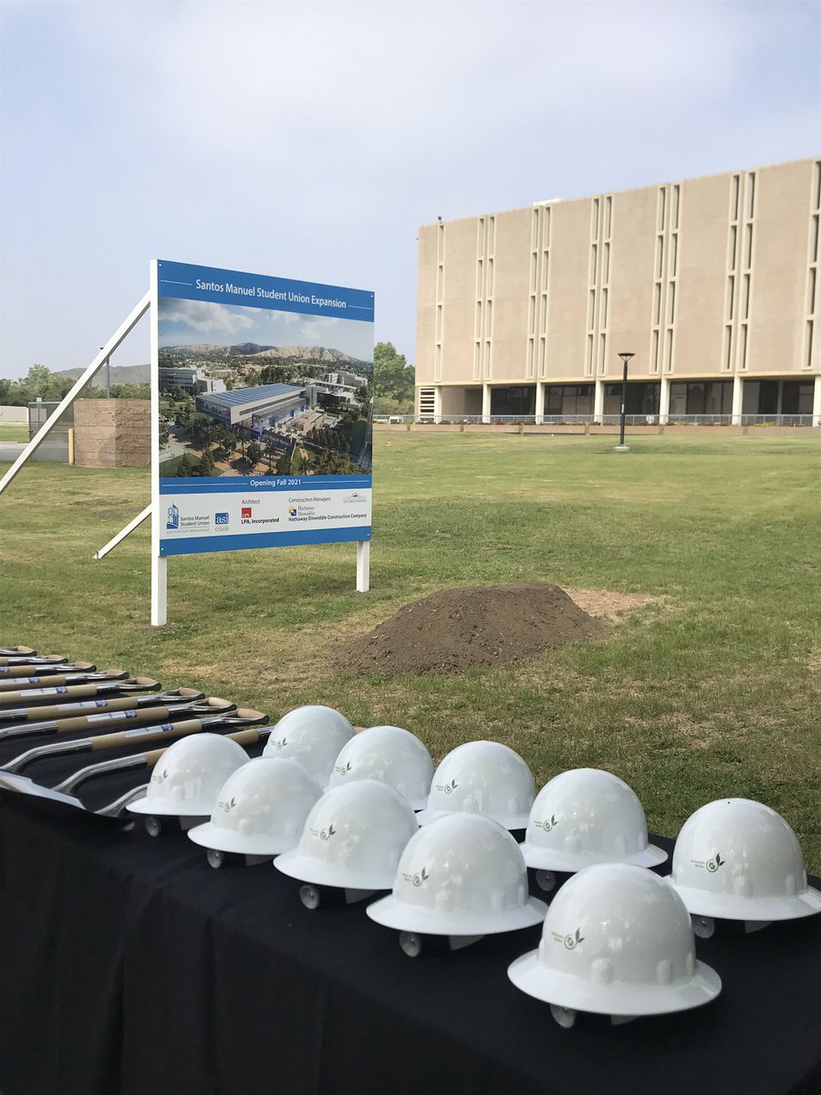CSUSBofye's tweet image. @CSUSB_SMSU ground breaking ceremony this morning! Beautiful, $90M project opening Fall 2021! #CSUSBsmsu #mysmsu @CSUSBNews #csusb