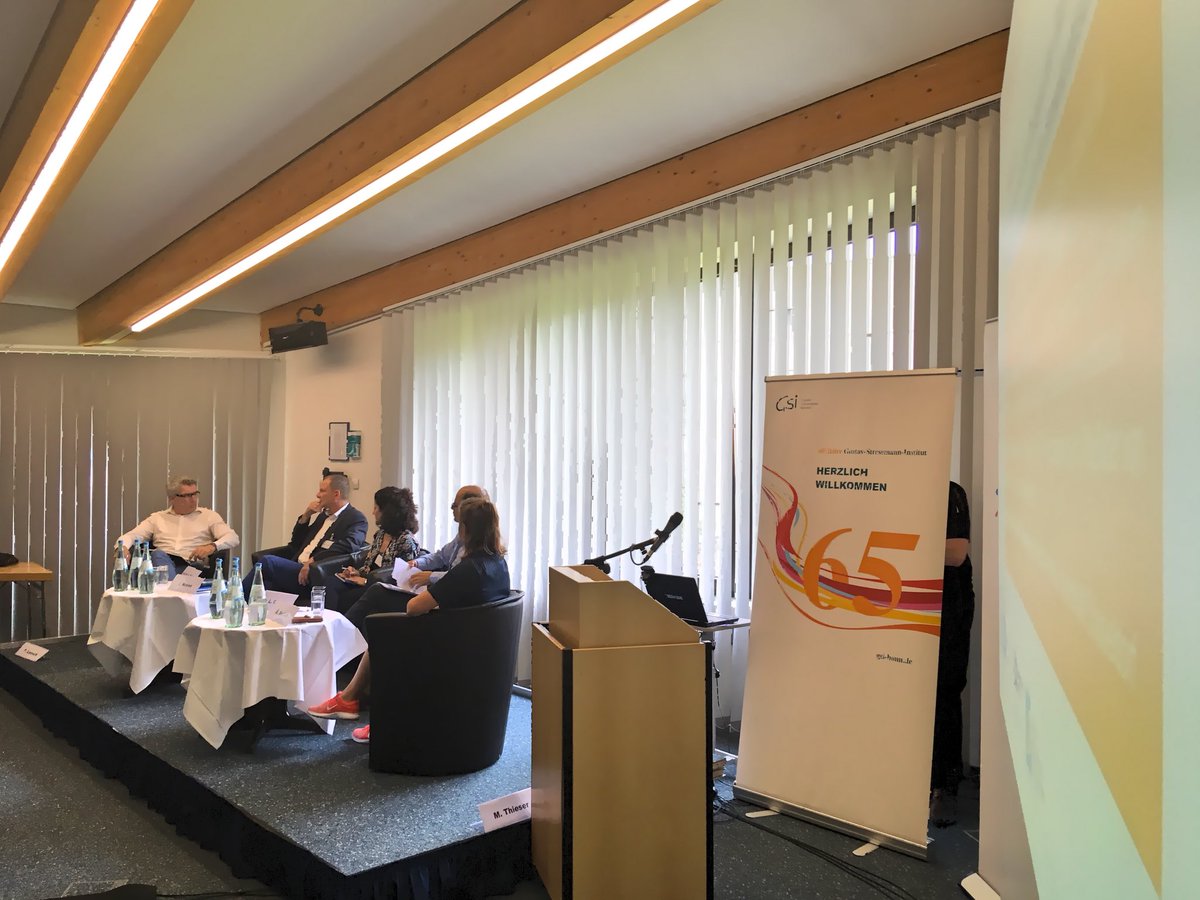 Das erste Forum von #EuropaMedien hat begonnen. Schwerpunkt zu Beginn der Diskussion: Gibt es eine  europäische Öffentlichkeit?