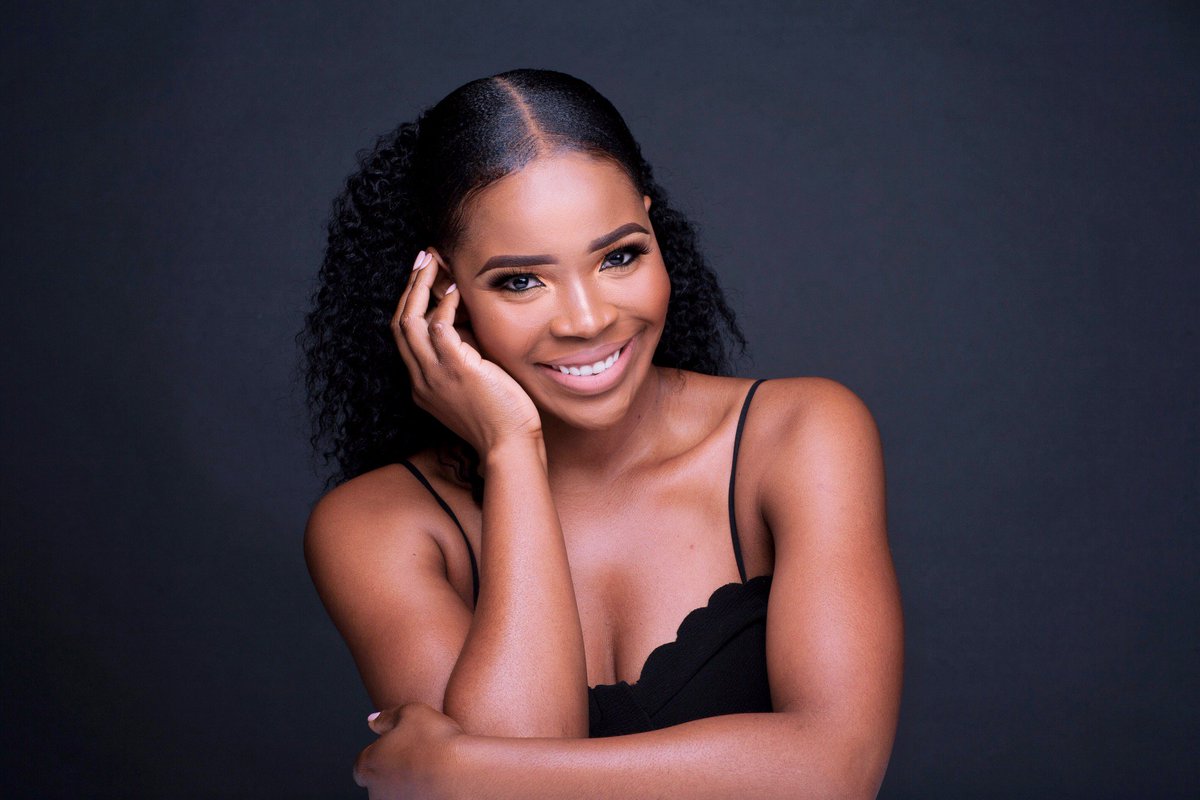 I celebrate this #chooseday with so much gratitude towards  my <a href="/SonyXperiaZA/">Sony Xperia ZA</a> family for choosing to be a part of my journey &amp; believing in my dreams. 

I‘ve been equipped with the best of the best to #PushTheBoundaries to the top!

#SonyMobileAmbassador
#HelloSonyZA
#Binspired