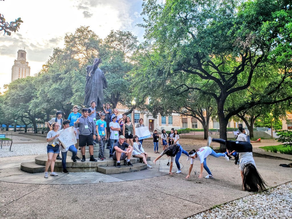 GEARUP_GN_2023's tweet photo. 📷Day 2 Activity: Scavenger Hunt📷

We found and were able to document 23 different scenarios around the University of Texas! Students from San Antonio, Austin &amp; San Marcos are all #WorkingTogether!

🏃‍♂️🏃‍♀️🔎#GEARUPWorks🔍🏃‍♀️🏃‍♂️ https://t.co/oqfosewrSS