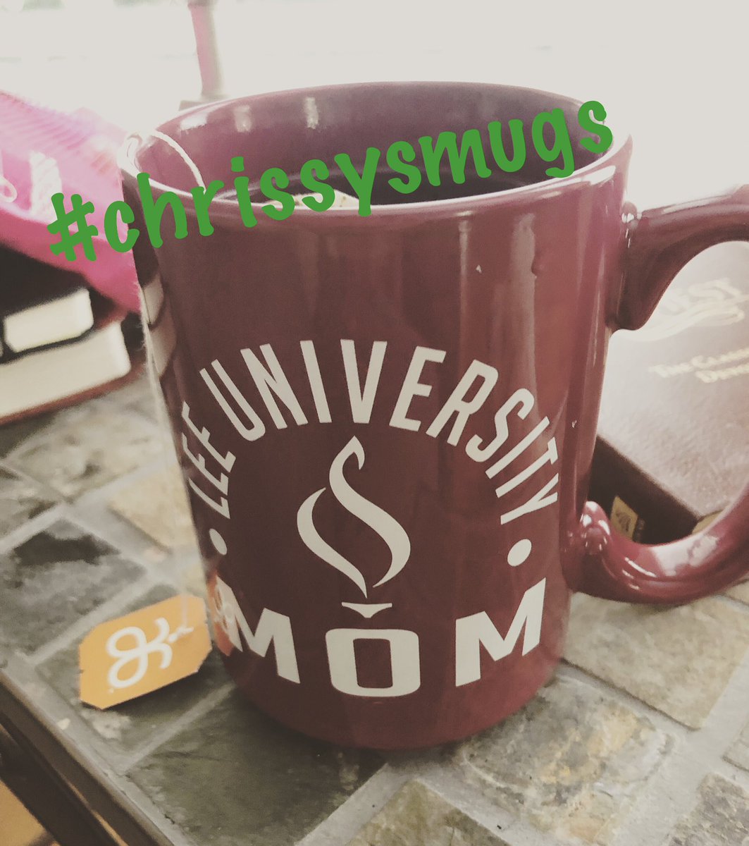 cmchenot's tweet photo. The many mugs of this girl!! #cleaneating #chrissysmugs #leeumom https://t.co/SdEETZTSxM