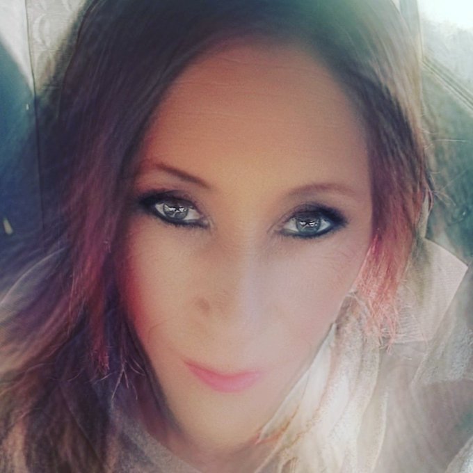 my happiest moments https://t.co/HSIhFqSD9l