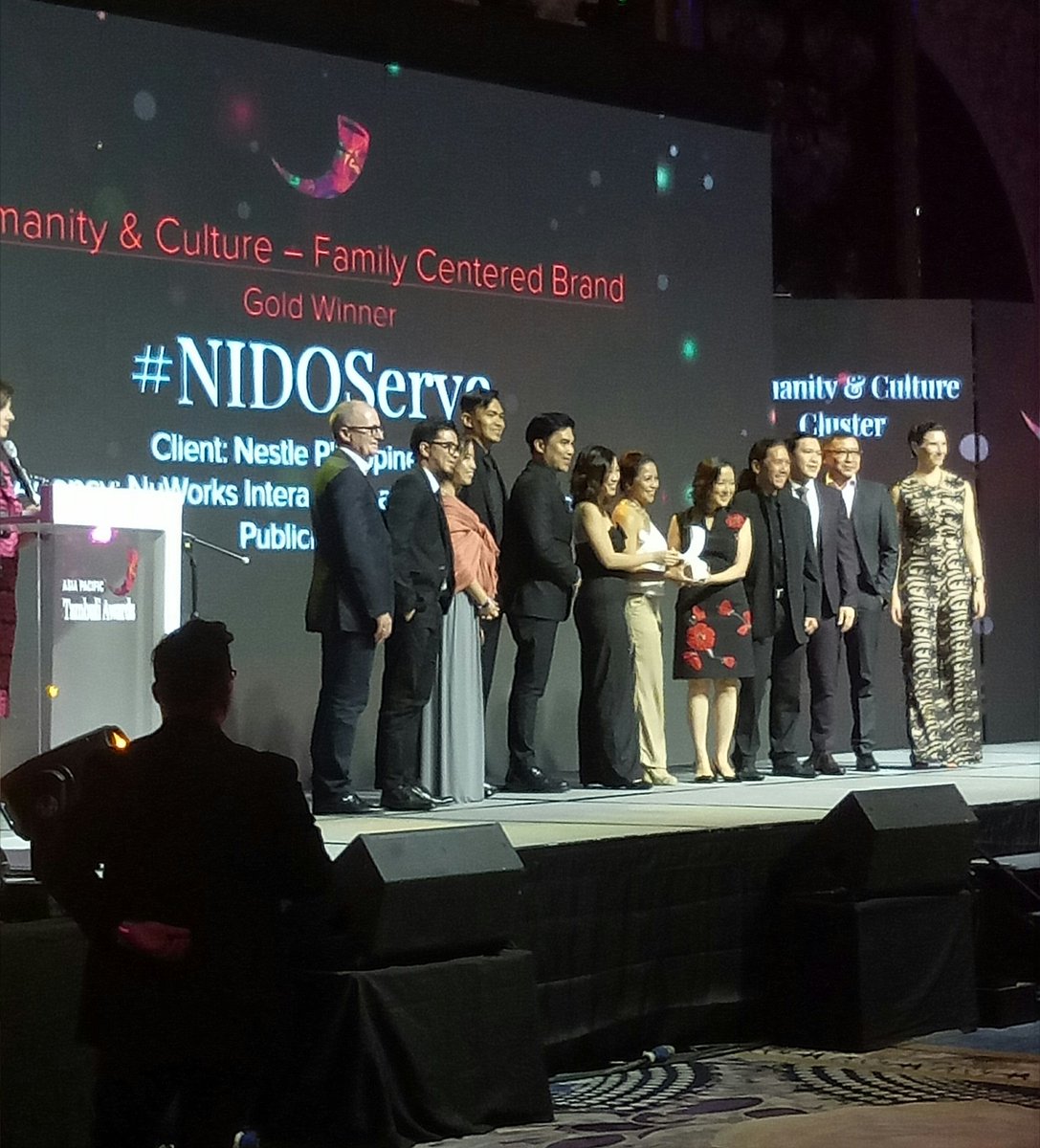 adobomagazine's tweet image. Nabbing GOLD for the Humanity &amp;amp; Culture-Family Centered Brand, Congratulations to @NuWorksPH and Publicis Manila for the #NIDOSerye campaign with @Nestle Philippines

#apactambuliawards2019 @APACTambuli