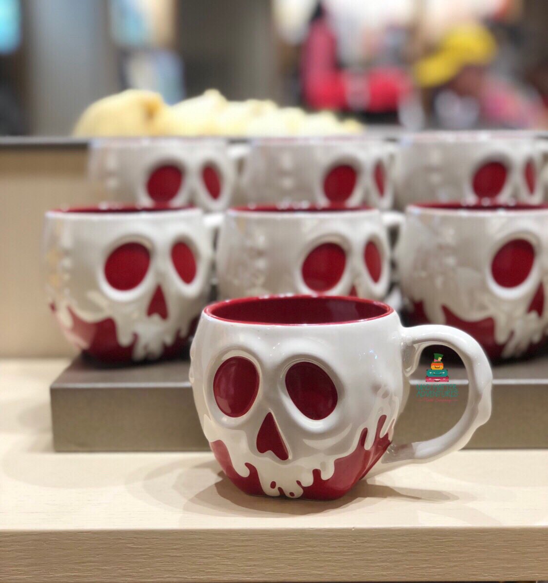 MadHatterAdv's tweet photo. How are you drinking your coffee this morning? 🍎☕️
#disney #disneyland #disneyworld #apple #fruit #tuesday #coffee #morning #goodmorning #work #business #meeting #hustle #grind #red #snow #snowwhite #queen #villain #poison #poisonapple #style #fun #goals #adventure #travel #day https://t.co/ghPwQN9LmK