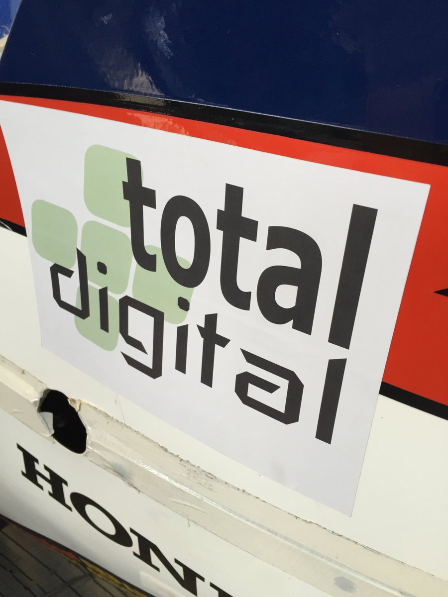 TotalDigital2's tweet image. The @TotalDigital2 sponsored race bike with @justin_waring piloting at Scarborough Cup!