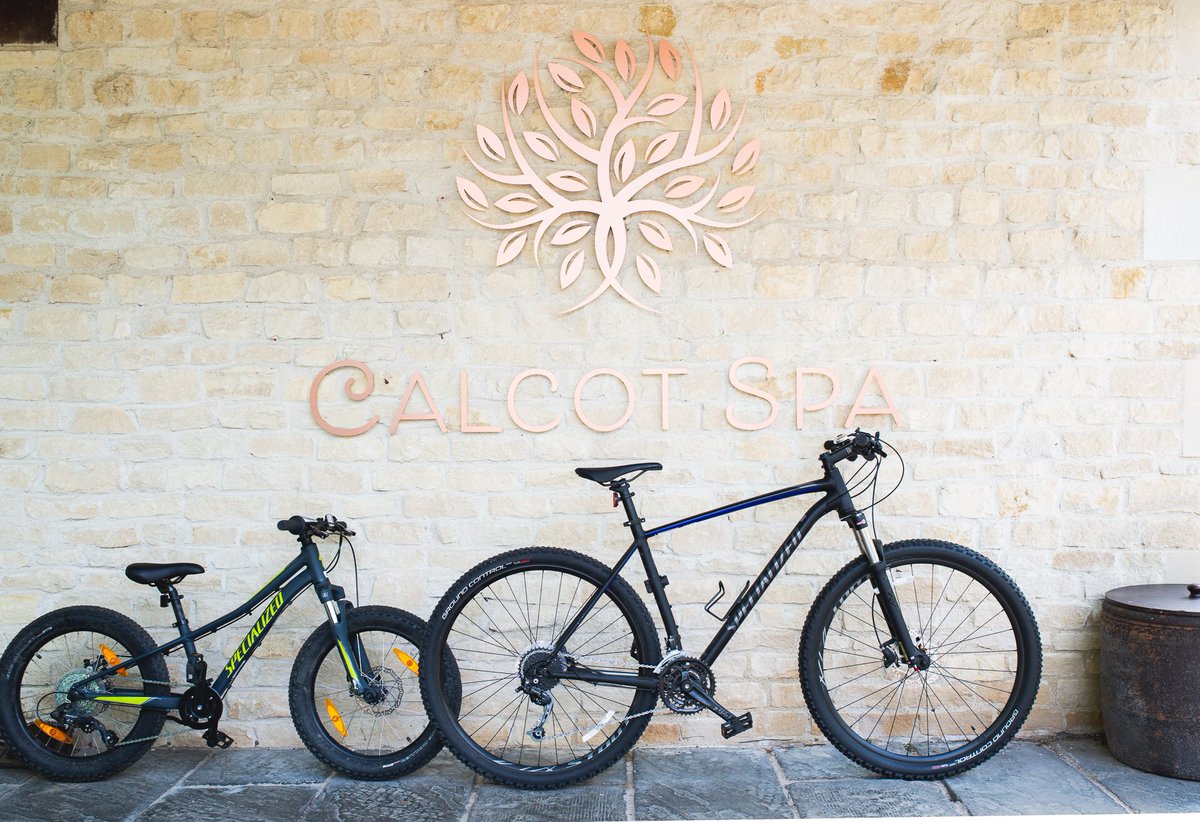 Calcot_and_Spa's tweet photo. If youโre staying over with us, do ride or stride out to explore our lush and wild 220 acres. Family bikes and #DiscGolf kit are available at #CalcotSpa ๐ณ ๐ฒ
https://t.co/55lHZBYsRb
#FamilyHotel #Hotel #Spa #Cotswolds #CalcotLife https://t.co/orsS9ahlyH