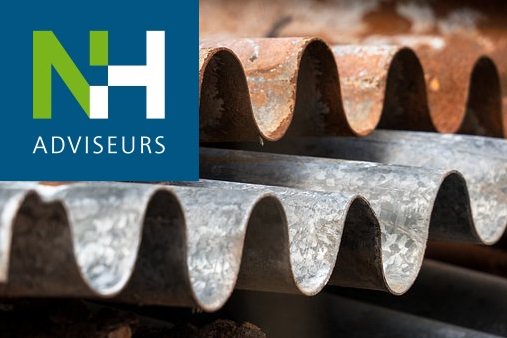 Voorlopig geen verbod op asbestdaken. Lees hier verder: nhadviseurs.nl/media/voorlopi…