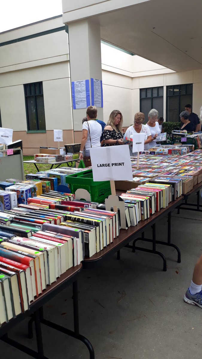 FriendsofFlagl1's tweet image. Summer Blowout Booksale was a tremendous success!  Thank you for attending on June 1st at the Palm Coast library!