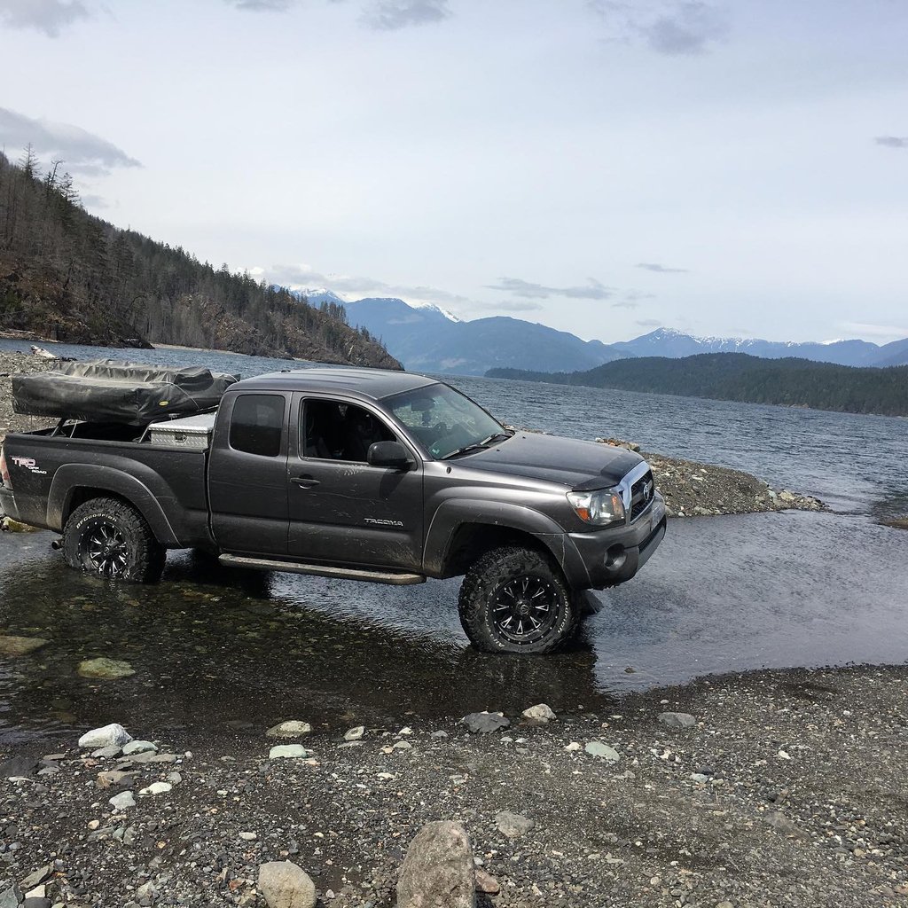 Dip your toes in..the water's great! 💦 #ToyotaPacific #TacoTuesday #ToyotaBC 📷: Cory Farrell (via Instagram)