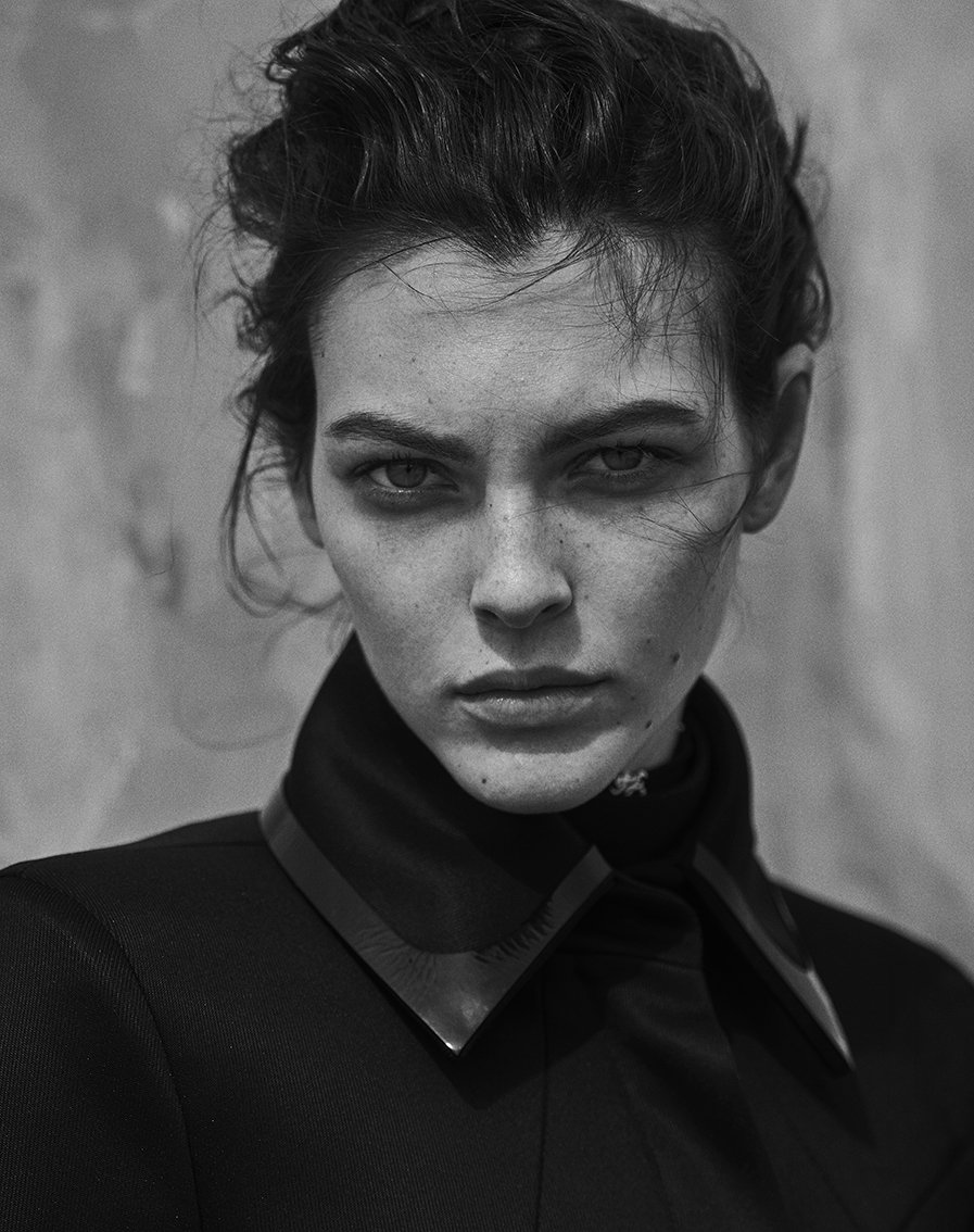 peterlindbergh's tweet photo. Vittoria Ceretti, Deauville, 2019
https://t.co/o1kcXe3687 
-
#LindberghStories #VogueGermany #ChristianeArp #HomageToKarl #KarlLagerfeld #VittoriaCeretti #2bmanagement https://t.co/RcM0F5K0Sq