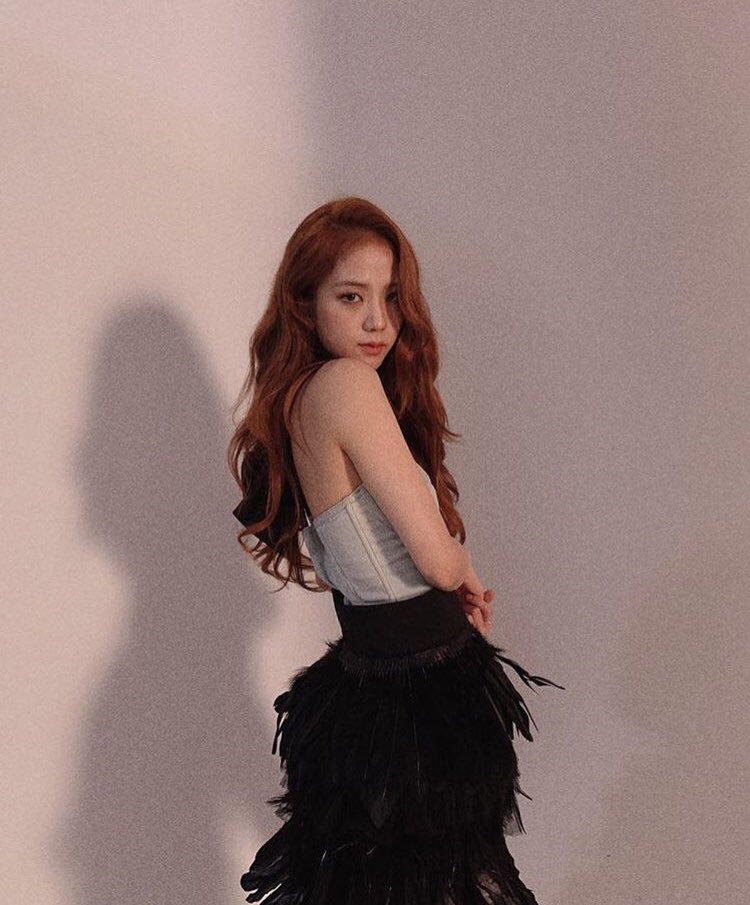 syevolz's tweet photo. จัดจ้าน ย่านพระประแดงแล้วปะๆ #JISOO #BLACKINK https://t.co/6XJ1ymonMy
