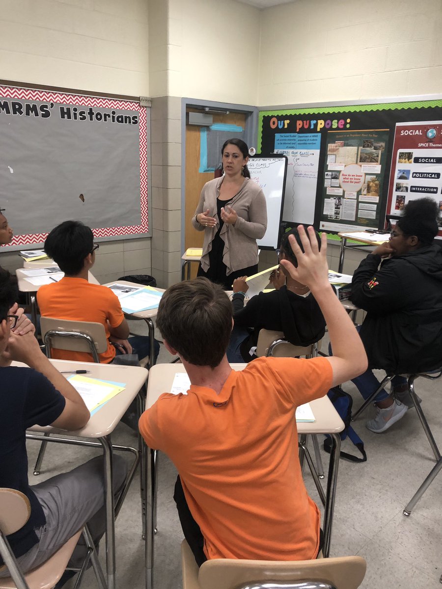 LBugdaBCPS's tweet photo. @MRMSlions engage in IB interdisciplinary unit by taking a stand on a contemporary issue using rhetoric and the methods of abolitionists! ๐บ๐ธ๐ฆ @MRMSmagnet @mariaking9 @IBmsSchuler https://t.co/THJiHMhJir