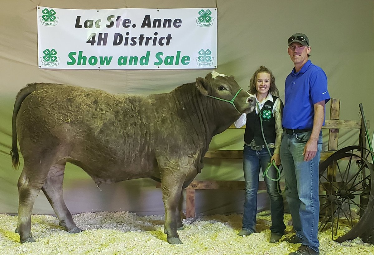 <a href="/AdvantageVm/">AdvantageVM🇨🇦</a> is proud support <a href="/lsacounty/">Lac Ste Anne County</a> <a href="/4halberta/">4-H Alberta</a> and the youth in our communities. Geoff and Julie congratulate these hard working kids on the great job on their  4-H beef projects!