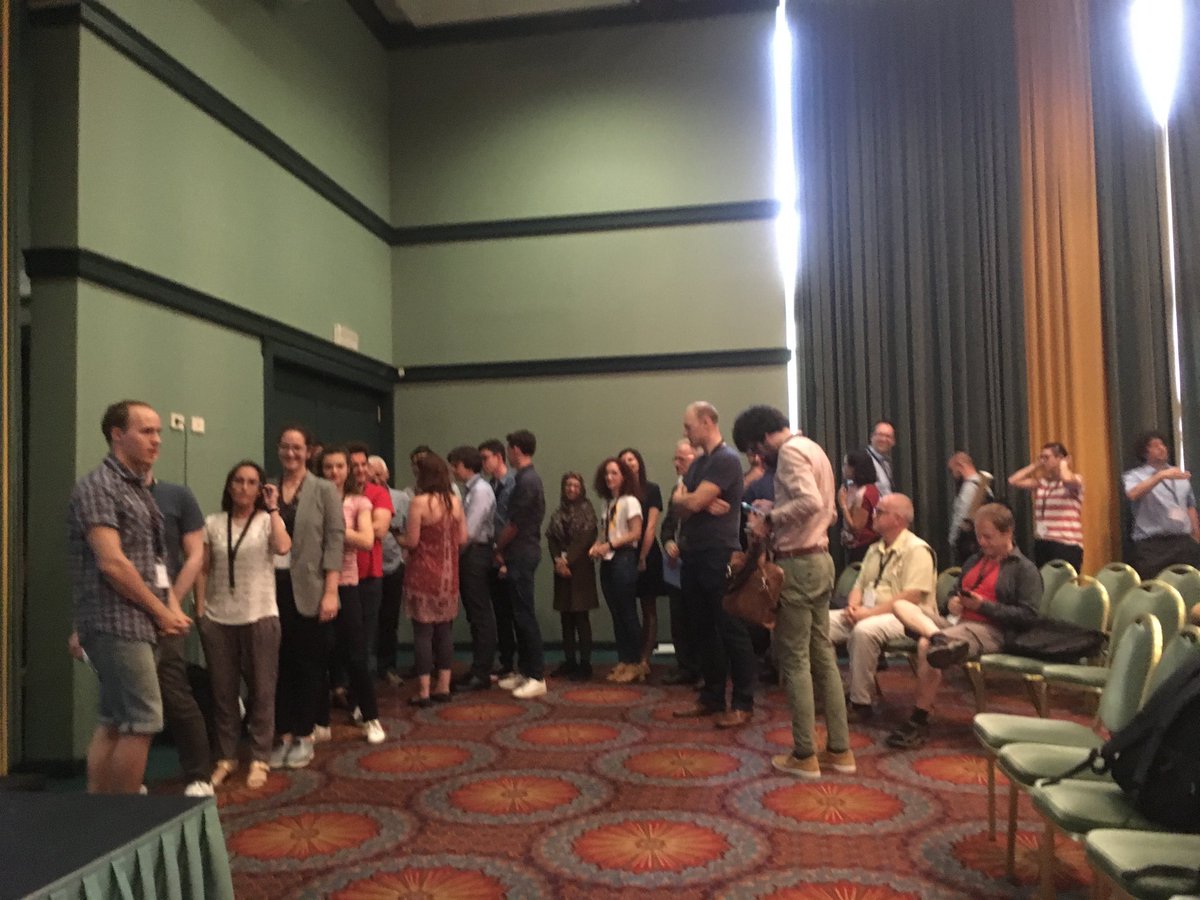 freddy_priyatna's tweet image. #eswc2019 minute madness is about to start.