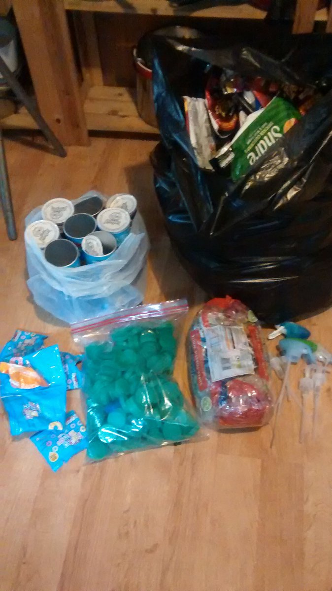 h_power1's tweet photo. @WBoysClub sorting out some recycling for you! #worthingboysclub #recycle #terracycle #crispbags #biscuitwrappers #triggerspray #breadbags #milktops @TerraCycleUK https://t.co/U3EsK0BqqX