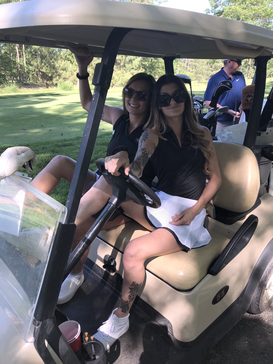 golden_tees's tweet photo. Happy #WomensGolfDay !!! We are so supportive of our amazing caddy girls and all women involved in the sport of golf! #golf #caddy ⛳️🏌🏼‍♀️💛 https://t.co/RY6Wqb1Zt6