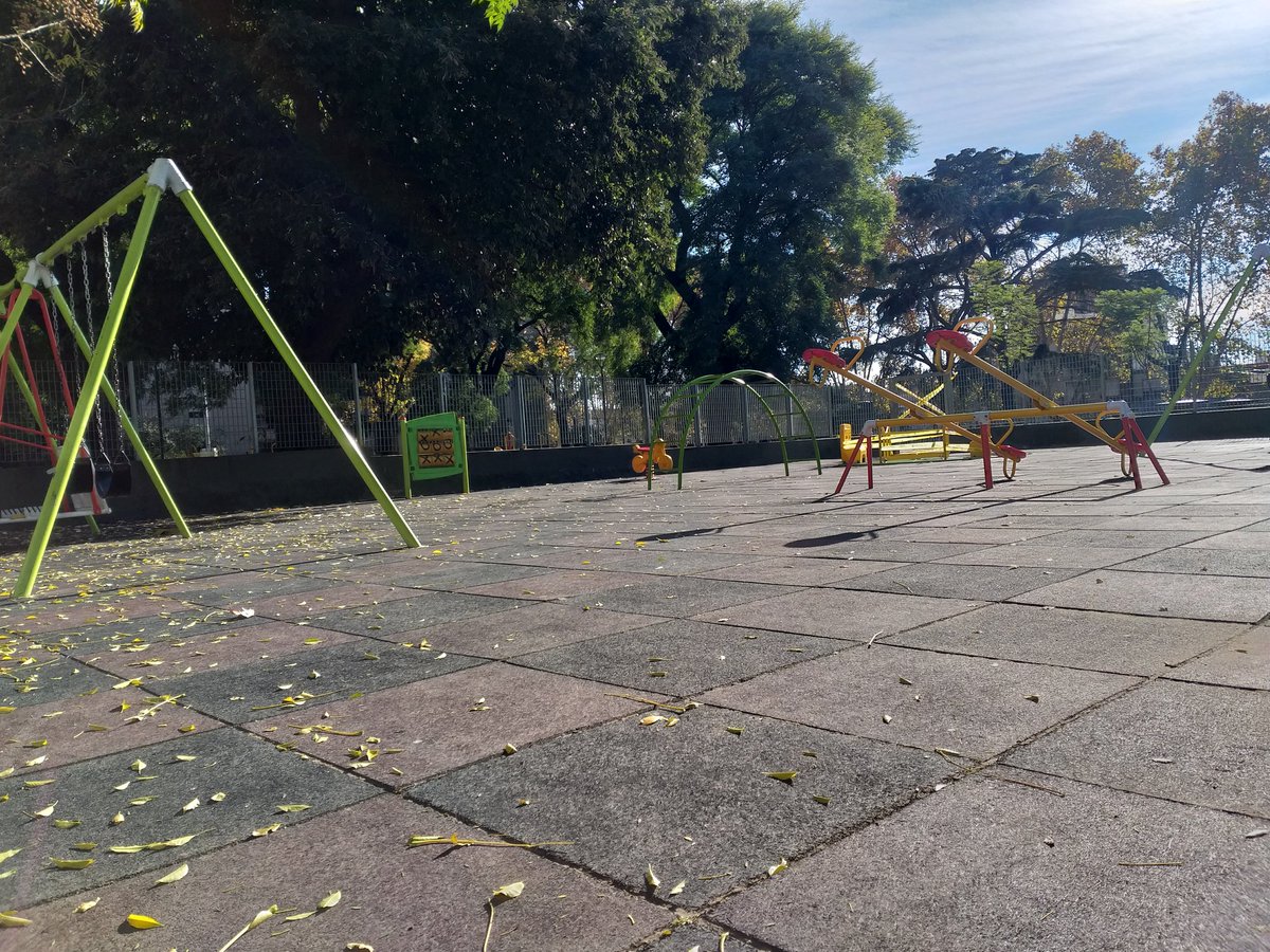 lukit_az's tweet image. Un hermoso día peronista en los espacios verdes de Larreta. AHRE.
#Definite #HabraConsecuencias #BuenMartes