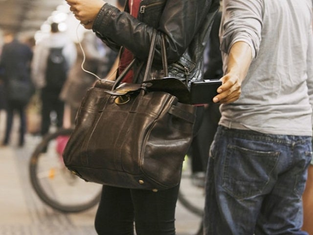 andro4all's tweet image. Si perder tu smartphone es tu gran pesadilla... ¡No te pierdas los mejores consejos para protegerte! 💪 andro4all.com/2019/06/que-ha… #AplicacionesAndroid #SeguridadAndroid